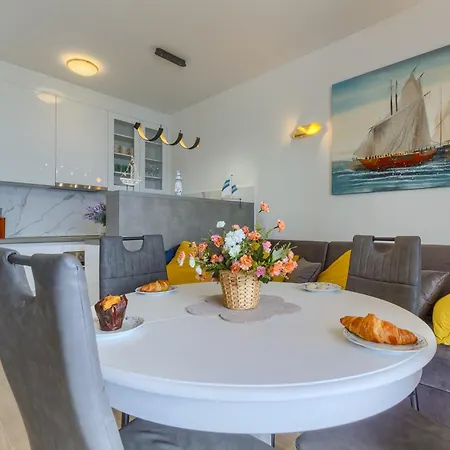 Arijana - Lavanda Apartament *